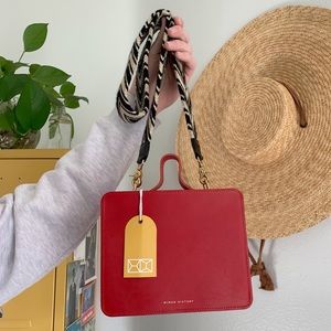 Minor History The Box Cross Bag